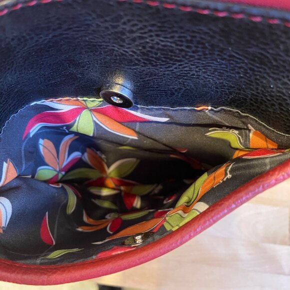 Espe Red Floral Vegan Leather Mini Crossbody Bag With spaghetti Strap & Top Zipp - Picture 8 of 11